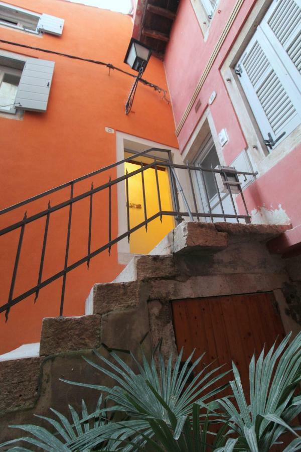 Noemi's Apartment *